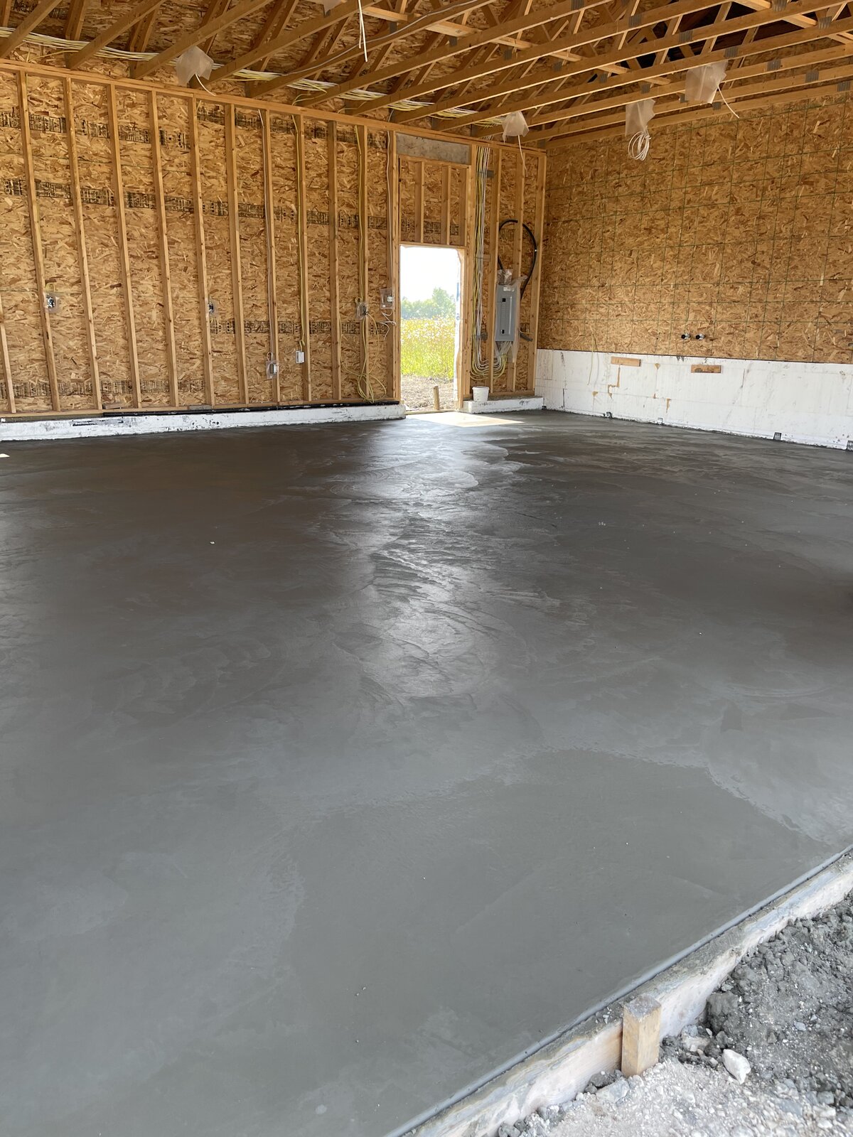 Shop Floors in Winnipeg